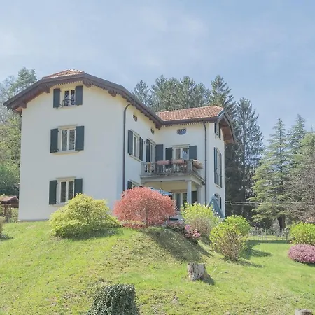 Villa Sofia By Rent All Como ヴィラ